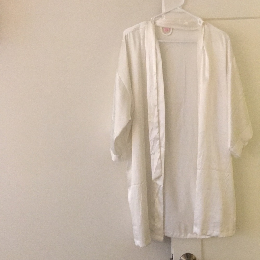 Silk VS Robe